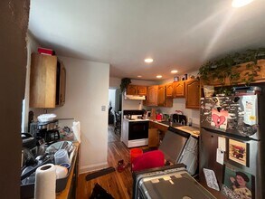 2945 W Girard Ave in Philadelphia, PA - Building Photo - Building Photo