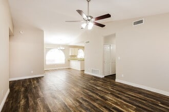 18861 N 77th Ave in Glendale, AZ - Building Photo - Building Photo