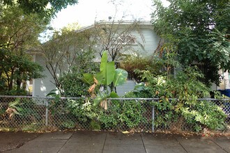 1413 N Alexandria Ave in Los Angeles, CA - Building Photo - Building Photo