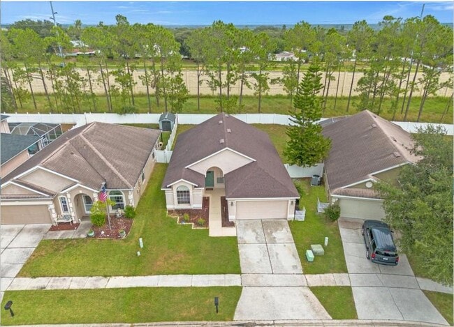 818 Oxford Dr in Davenport, FL - Building Photo - Building Photo