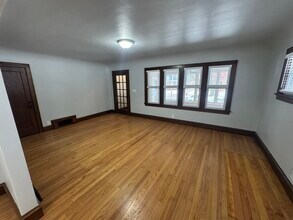 2639 N 61st St, Unit 2639 in Milwaukee, WI - Building Photo - Building Photo