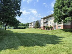 Windsor Place Apartments in Beavercreek, OH - Foto de edificio - Building Photo