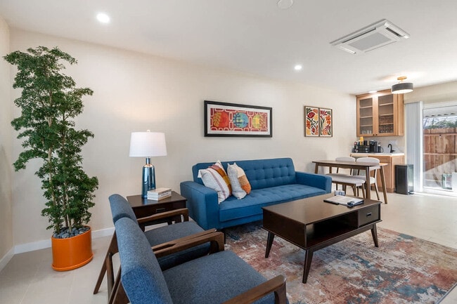 10921 Polaris Dr