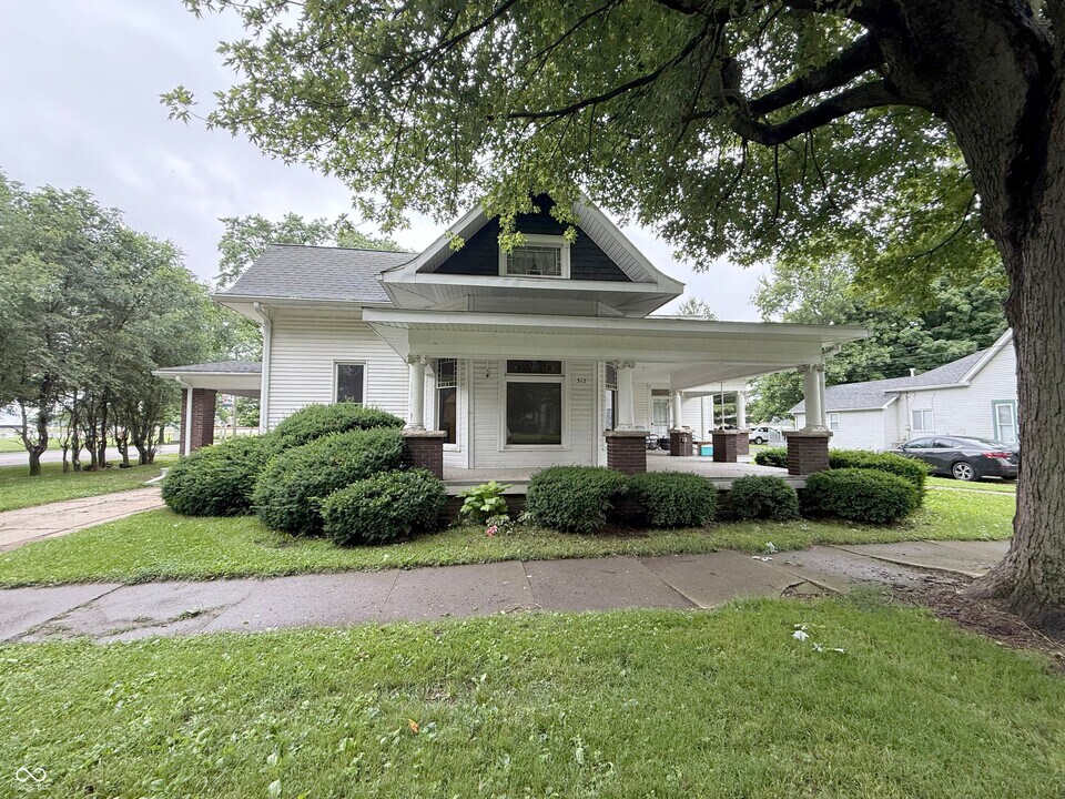 512 Pearl St in Thorntown, IN - Building Photo