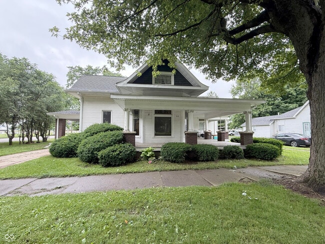 property at 512 Pearl St