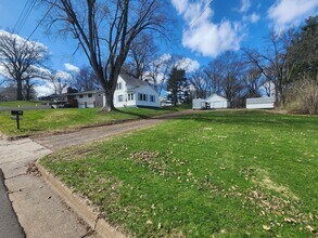 230 Arlington Dr in Amery, WI - Building Photo - Building Photo