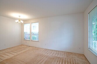 17738 110th Pl SE in Renton, WA - Building Photo - Building Photo