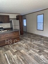 524 Chickadee St in Troy, IL - Building Photo - Building Photo