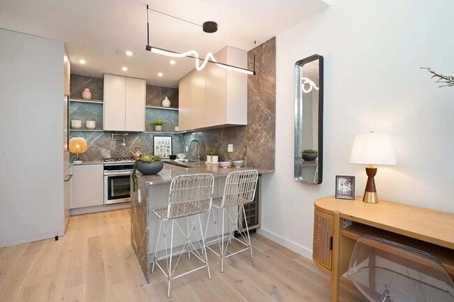 373 Palmetto St in Brooklyn, NY - Building Photo - Building Photo