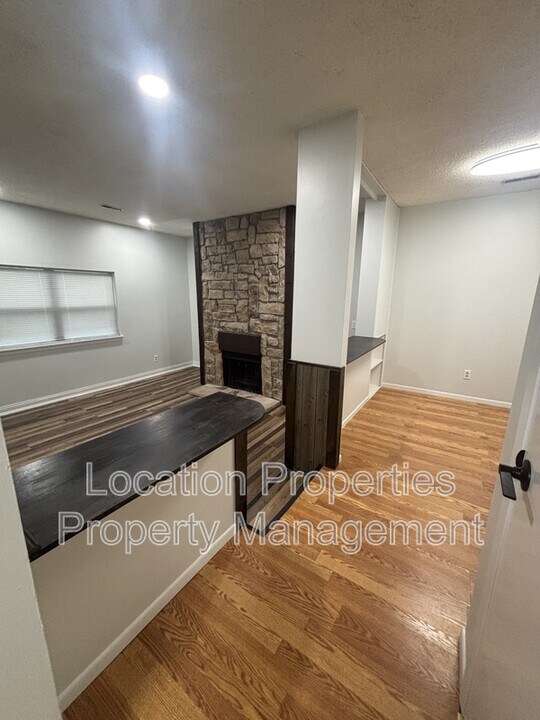 1341 Westbrooke in Lawrence, KS - Building Photo