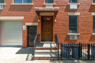 940 Lorimer St in Brooklyn, NY - Building Photo - Building Photo