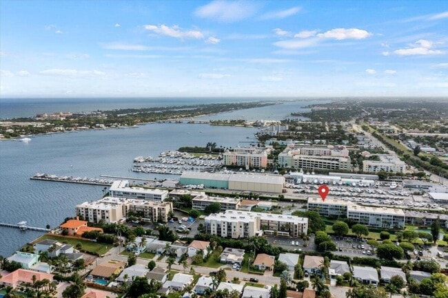 property at 300 Waterway Dr S