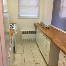 444 Bedford St, Unit 7E Bedford Towers in Stamford, CT - Building Photo - Building Photo