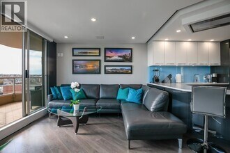 1625 Hornby St in Vancouver, BC - Building Photo - Building Photo