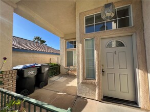 1885 Desert Forest Way in Henderson, NV - Building Photo - Building Photo