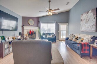 2005 Tujaques Pl in Pensacola, FL - Building Photo - Building Photo