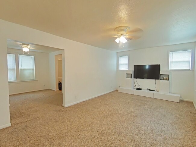 1708 NW Bell Ave in Lawton, OK - Building Photo - Building Photo