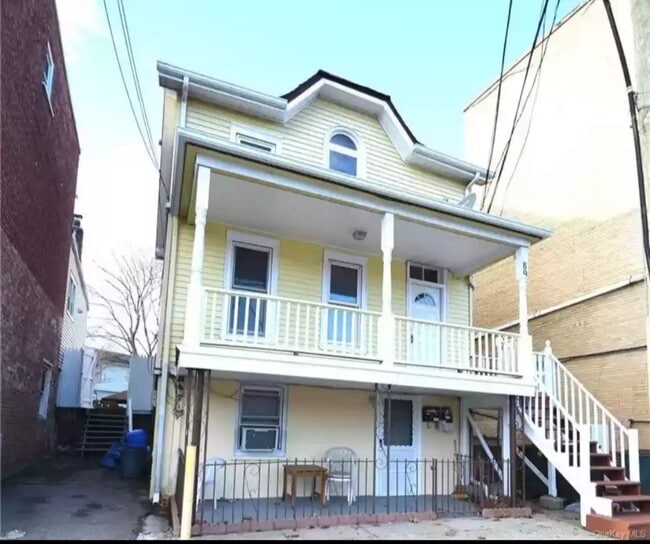 property at 89 N Malcolm St