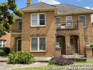 247 E Lullwood Ave in San Antonio, TX - Building Photo - Building Photo