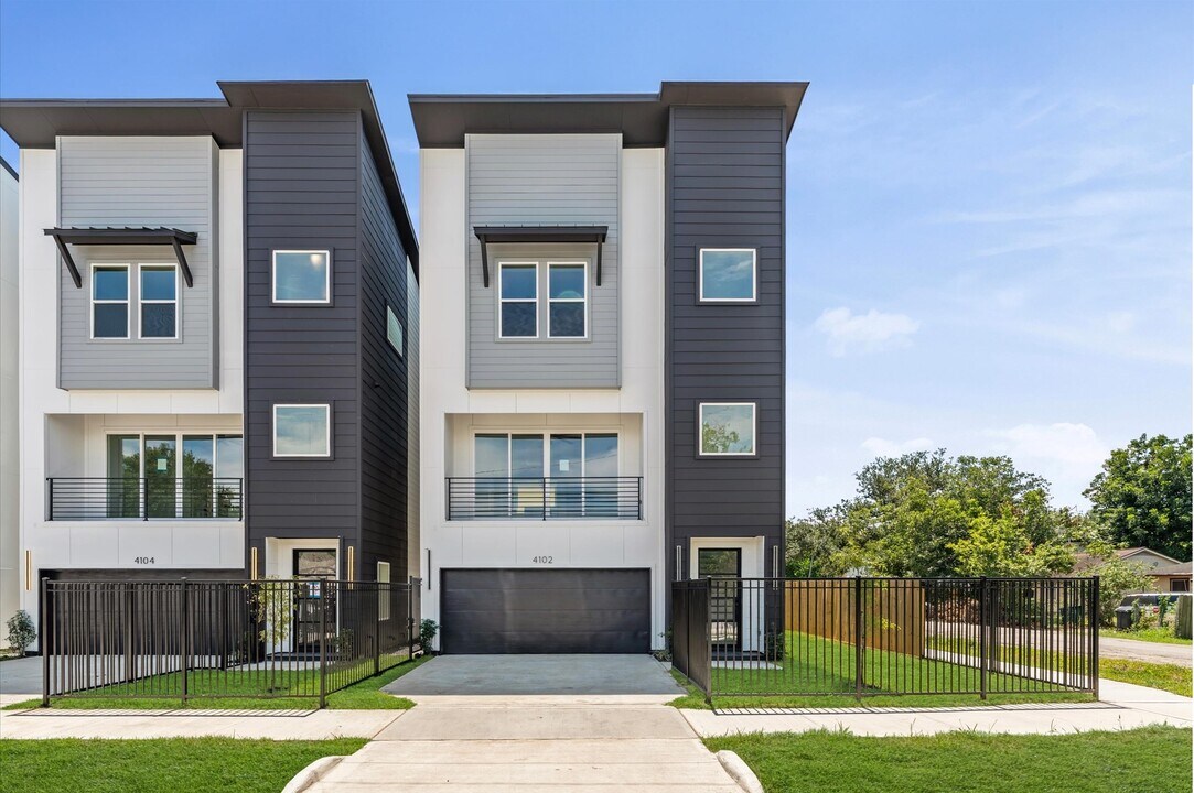 4102 Alice St in Houston, TX - Building Photo
