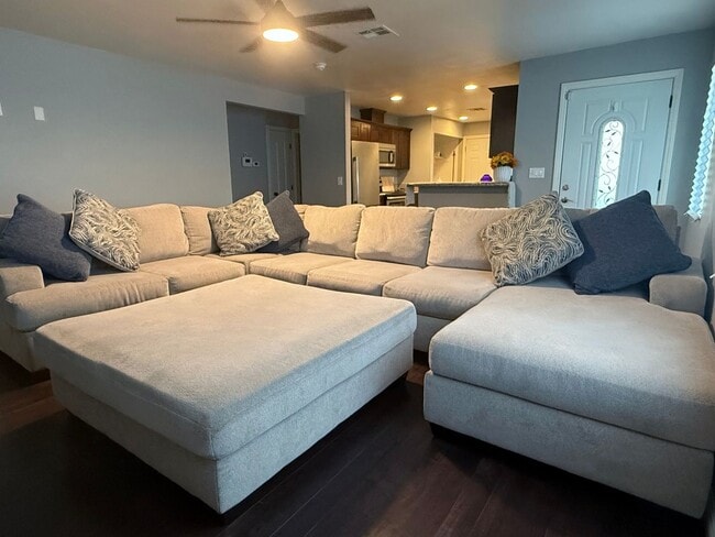 1040 Canosa Ave in Las Vegas, NV - Building Photo - Building Photo