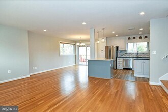 6319 Tone Ct in Bethesda, MD - Building Photo - Building Photo