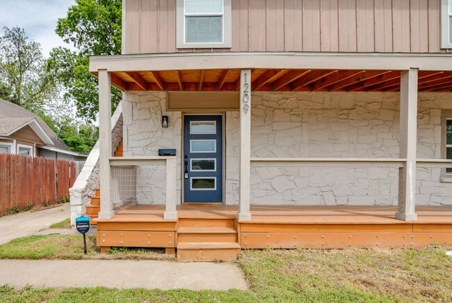 property at 1209 NW 11th St