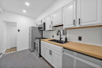110 34th St in Union City, NJ - Building Photo - Building Photo