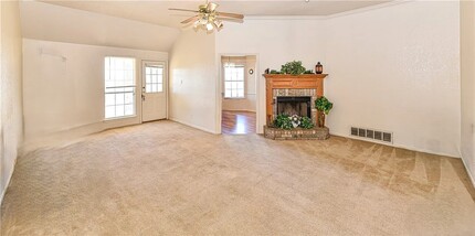 5508 Birdcreek Dr in Killeen, TX - Foto de edificio - Building Photo