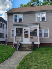 1050 E 169th St in Cleveland, OH - Building Photo - Building Photo