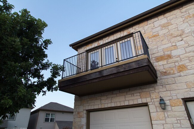 property at 2101 Town Centre Dr
