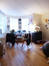 67 Saint Botolph St, Unit 4 in Boston, MA - Foto de edificio - Building Photo