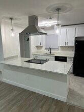 329 E Evergreen Ave in Longwood, FL - Building Photo - Building Photo