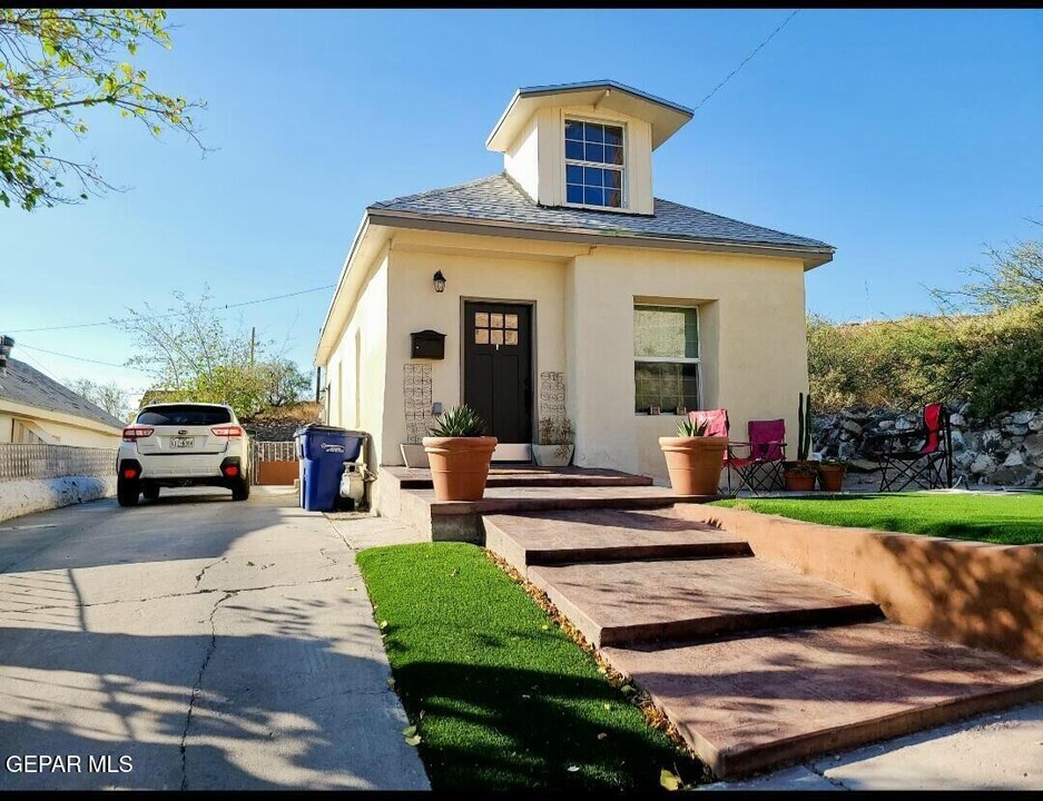 2200 Federal Ave in El Paso, TX - Building Photo