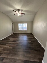 4729 Waterway Dr N in Fort Worth, TX - Foto de edificio - Building Photo