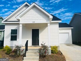 110 Lenox Cir in Lagrange, GA - Building Photo