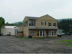 1606 Union Center Maine Hwy in Endicott, NY - Building Photo