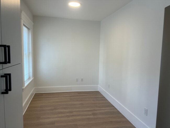 10 Gates St, Unit 3 in Boston, MA - Building Photo - Building Photo