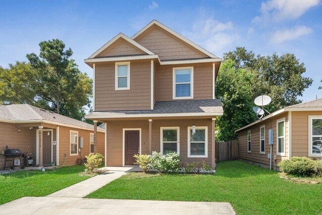property at 16948 W Juneau St