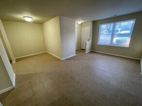 9451 Fairgreen Ln in Philadelphia, PA - Building Photo - Building Photo
