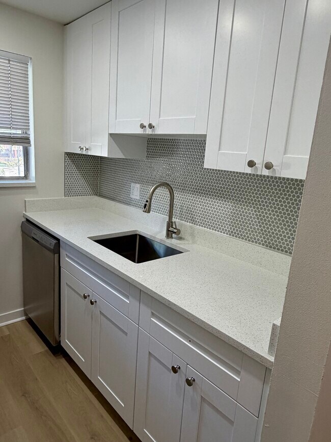 306 E Ocean Ave, Unit 209 in Boynton Beach, FL - Building Photo - Building Photo