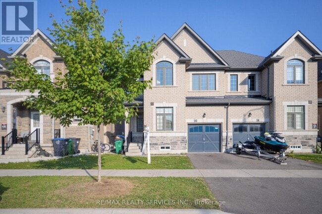 property at 16 Dolobram Trl