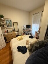 58 Medford St, Unit 1 in Somerville, MA - Building Photo - Building Photo