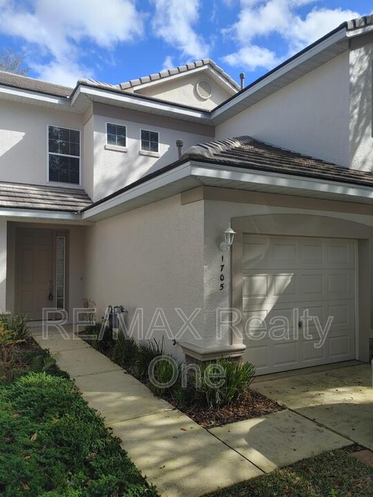 1705 W Spring Meadow Loop in Lecanto, FL - Building Photo