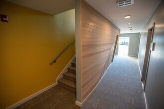 303 Edmonds St, Unit 302 in Edmonds, WA - Building Photo - Building Photo