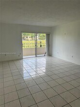 7787 SW 86th St, Unit E-106 in Miami, FL - Building Photo - Building Photo