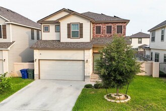 8723 Shiloh Rock Dr in Laredo, TX - Building Photo - Building Photo