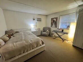 80 Gardner St, Unit 46 in Boston, MA - Foto de edificio - Building Photo