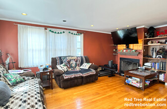 45 Donnybrook Rd, Unit 45 in Boston, MA - Foto de edificio - Building Photo