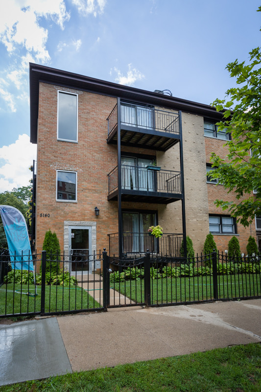 Ivy Terrace in Chicago, IL - Building Photo - Building Photo